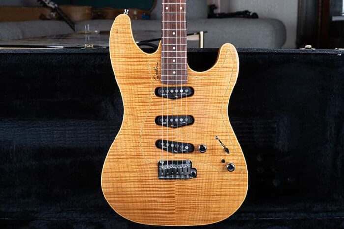 Godin Passion RG.3 2009 - FLAME Maple