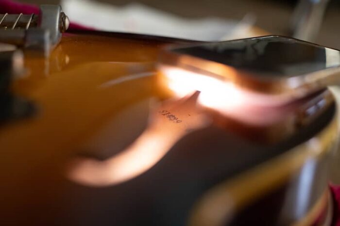 Gibson ES-330 1959 - Sunburst - Image 10