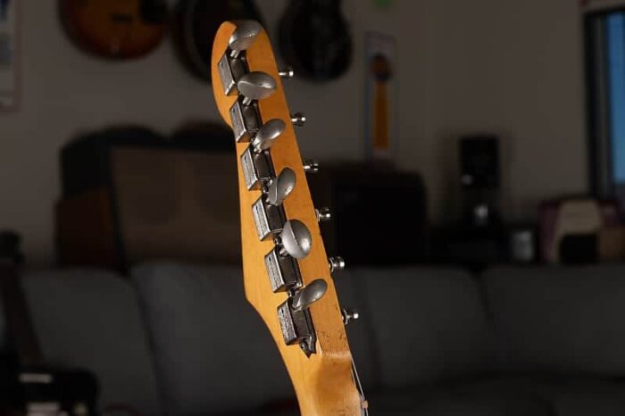 Fender Stratocaster 1963 - Refinished Lake Placid Blue - Image 16
