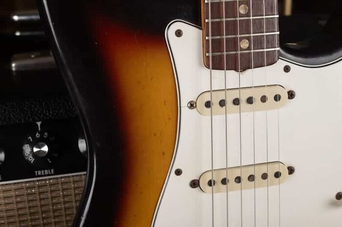 Fender Stratocaster 1966 - Sunburst - Image 6