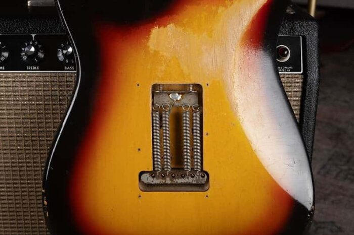 Fender Stratocaster 1966 - Sunburst - Image 15