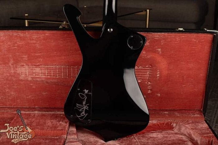 NEVER PLAYED Ibanez Iceman PS10 1992 - Black - SIGNED - Image 2