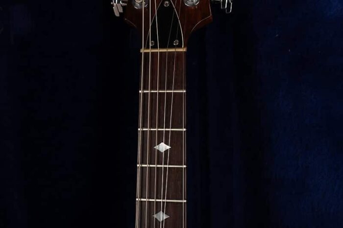 BC Rich Mockingbird 1982 - Natural - CLEAN - Image 5