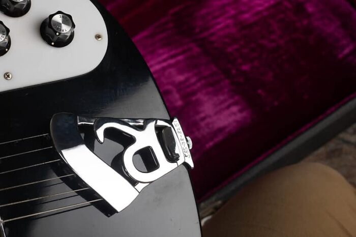 Rickenbacker 480 1973 - Jetglo - Image 7