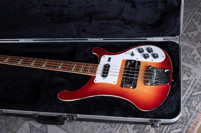 Rickenbacker 4001 2004 - Fireglo - Image 2