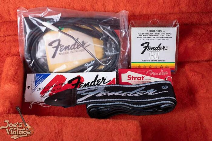 Fender Yngwie Malmsteen STratocaster 1996 - Candy Apple Red - Image 11