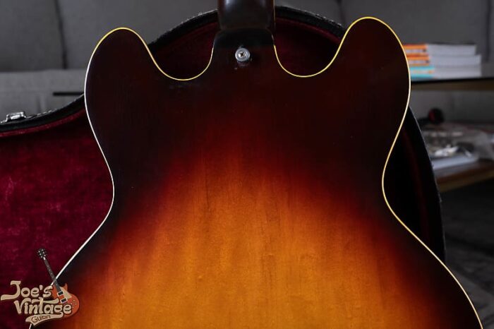 Gibson ES-335 1965 - RARE Maestro Vibrola - Sunburst - Image 14