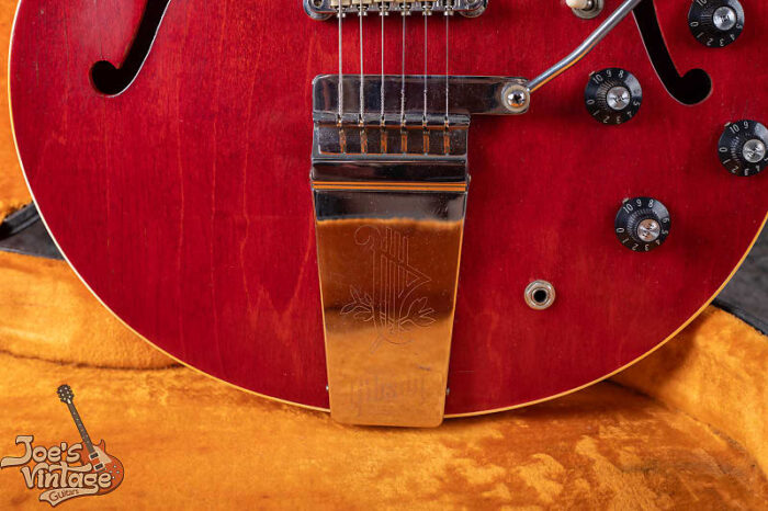 Gibson ES-330 1967 - Cherry - Rare Maestro Vibrato - Image 14
