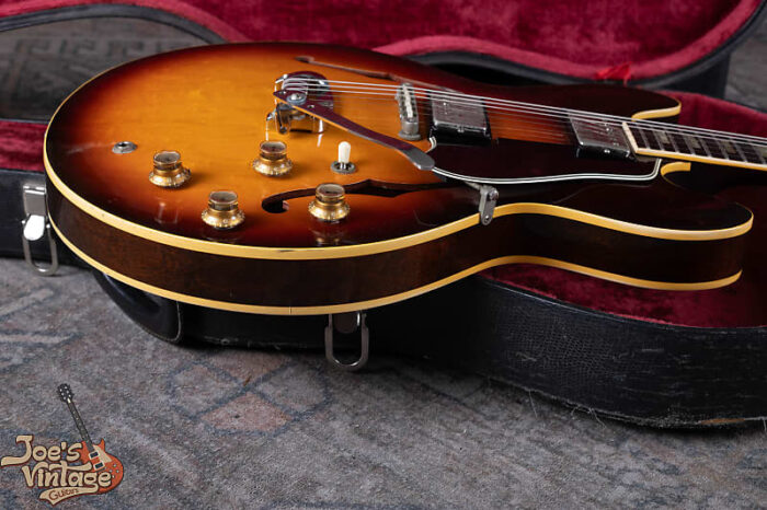 Gibson ES-335 1965 - RARE Maestro Vibrola - Sunburst - Image 18