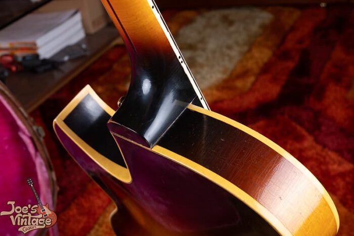 Sharp Cut Gibson ES-350t 1961 - Sunburst - Image 13