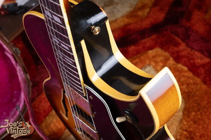 Sharp Cut Gibson ES-350t 1961 - Sunburst - Image 12