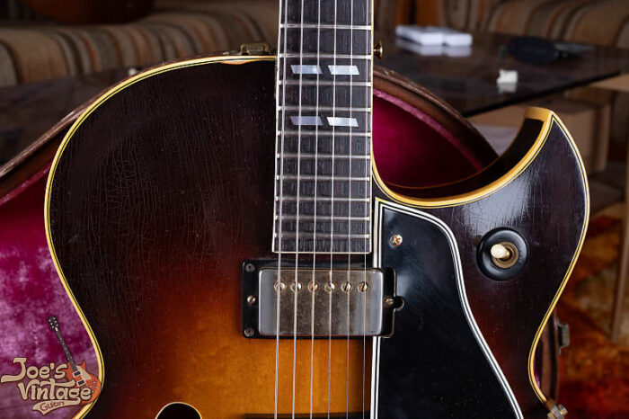 Sharp Cut Gibson ES-350t 1961 - Sunburst - Image 7