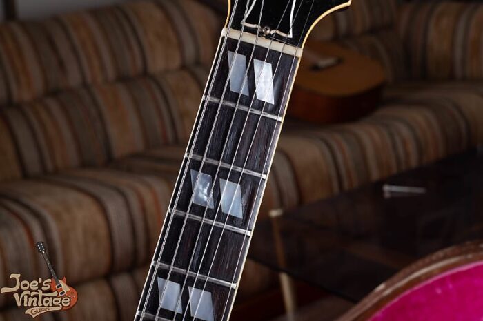 Sharp Cut Gibson ES-350t 1961 - Sunburst - Image 11