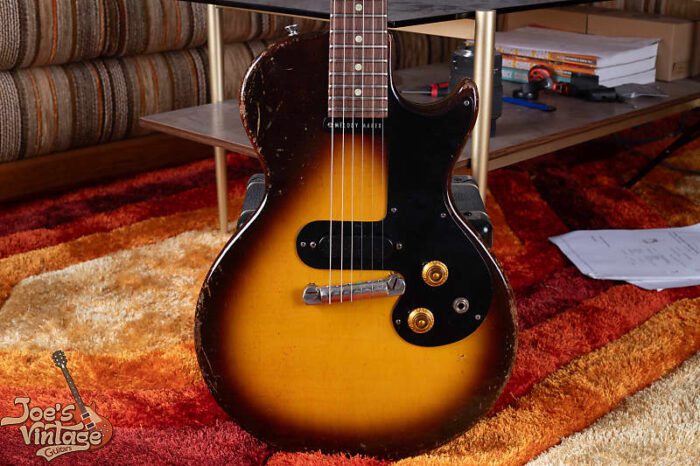 Gibson Melody Maker 1959 - Sunburst - Full Size, Great Price!