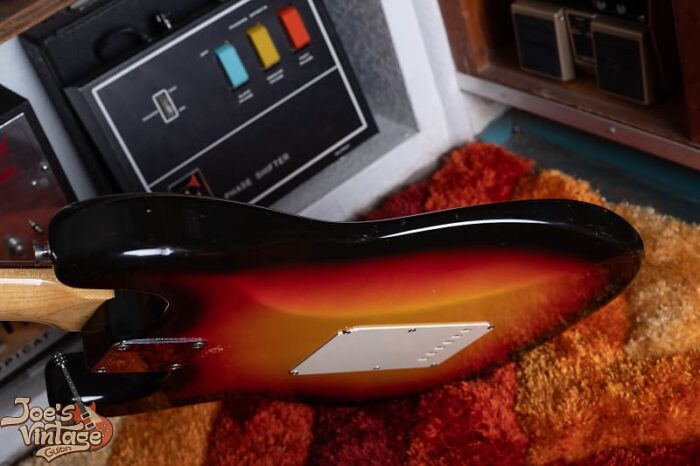 One Owner! Fender Stratocaster 1965 - Sunburst - Image 12