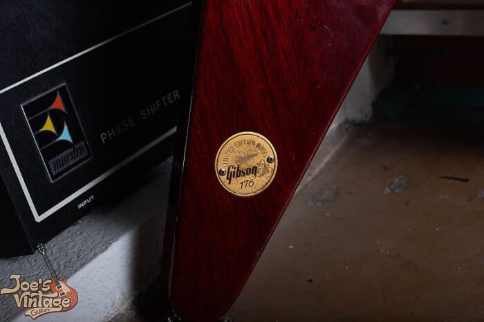 Gibson Medallion Flying V 1971 - Cherry - 6.59 LBS! - Image 8