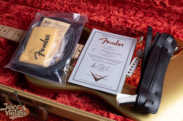 1 of 1 Made for NAMM CEO Larry Linkin - Fender Custom Shop Stratocaster 2001 - Gold - Image 12
