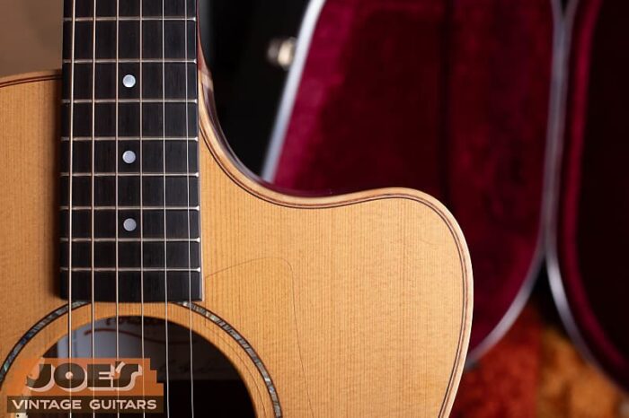 Lowden 32SE Stage Edition 2010s - CLEAN! - Image 11