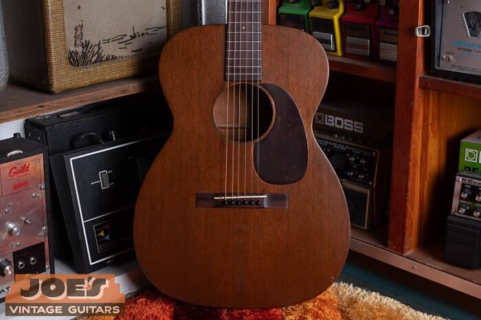 Martin 00-17 1951 - Beautiful Sound. One Owner!