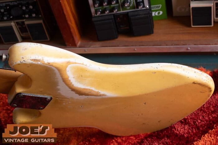 Fender Mustang 1972 - One Owner! White - Image 10