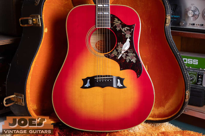 Gibson Dove 1965 - Sunburst (Gibson Factory Refin/Work)