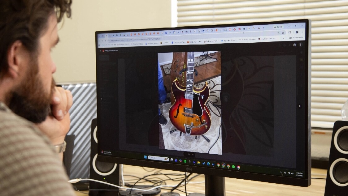 Joe Dampt Reviewing And Researching The Details And Market Value Of A Gibson Barney Kessel Guitar