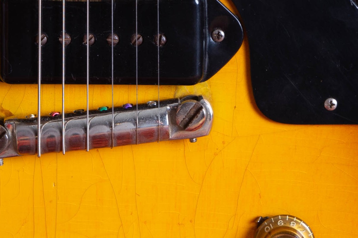 Early bridge placement on a 1955 Gibson Les Paul Junior — pickup positioned closer to bridge than later models