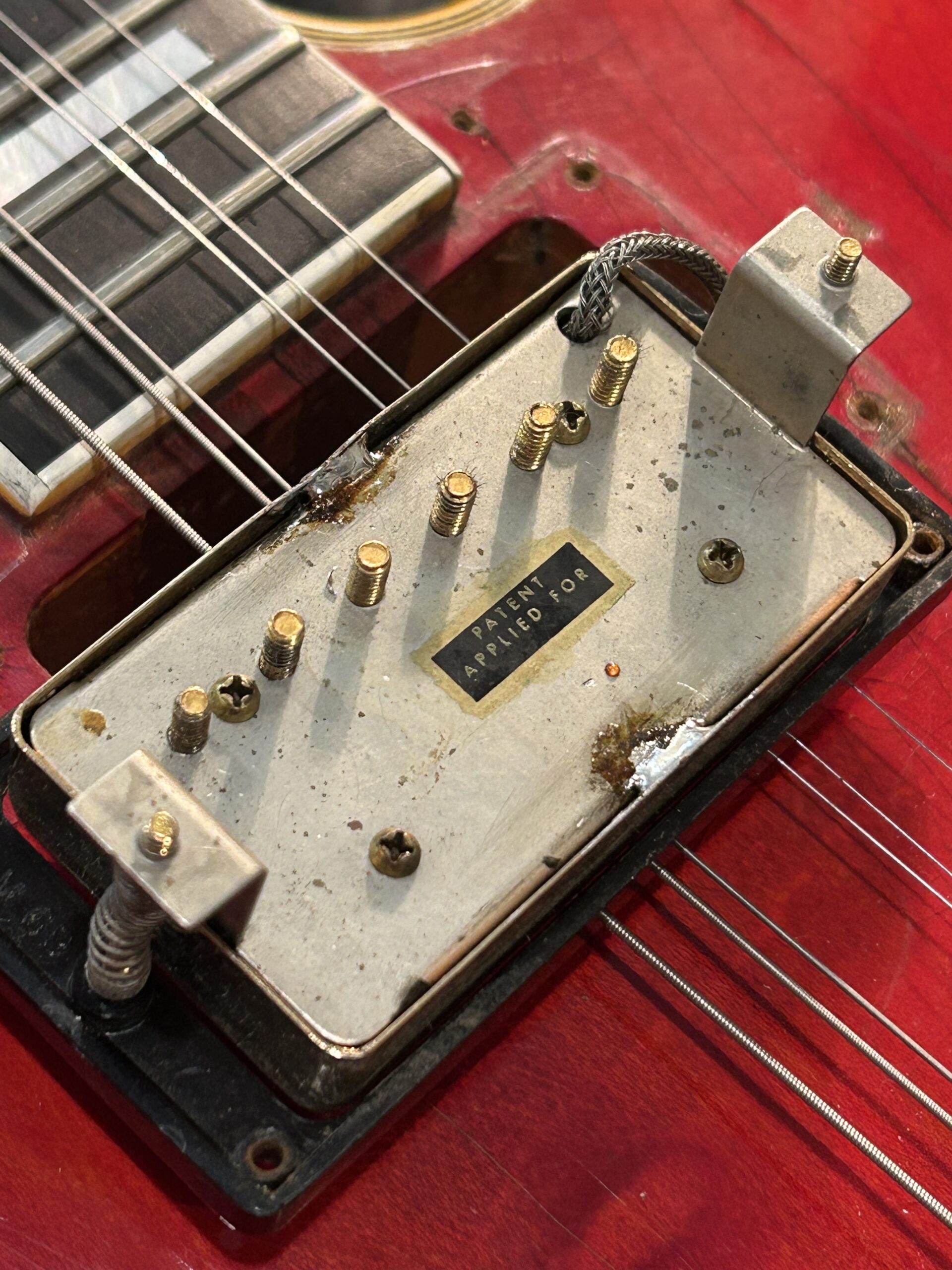 Gibson PAF pickup Patent Applied For sticker on base