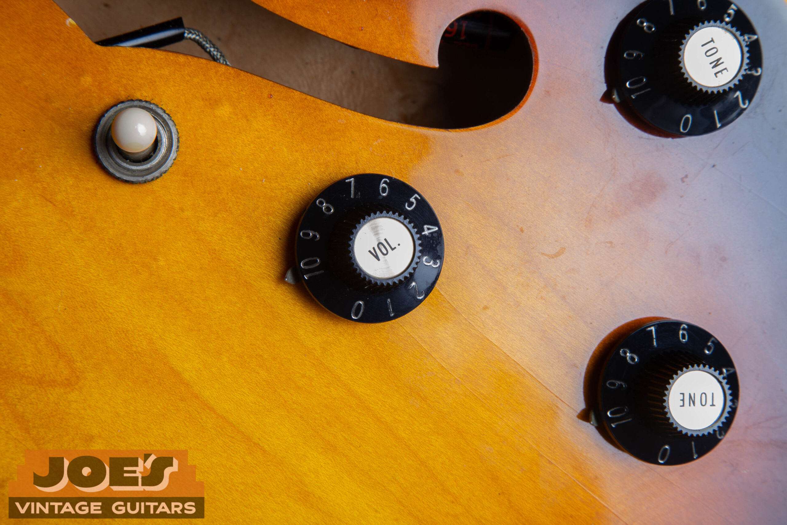 Gibson witch hat knobs on a 1968 ES-335